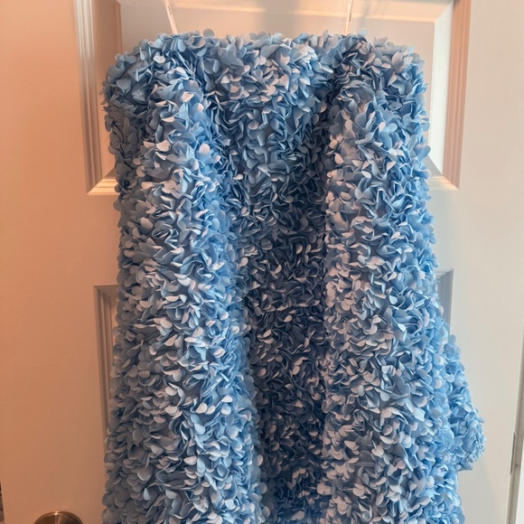 Elliatt Kaia trapeze mini dress - Picture 3 of 3